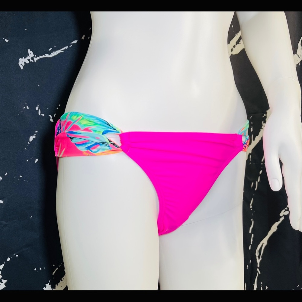 Bikini bottom, size small New w/tag